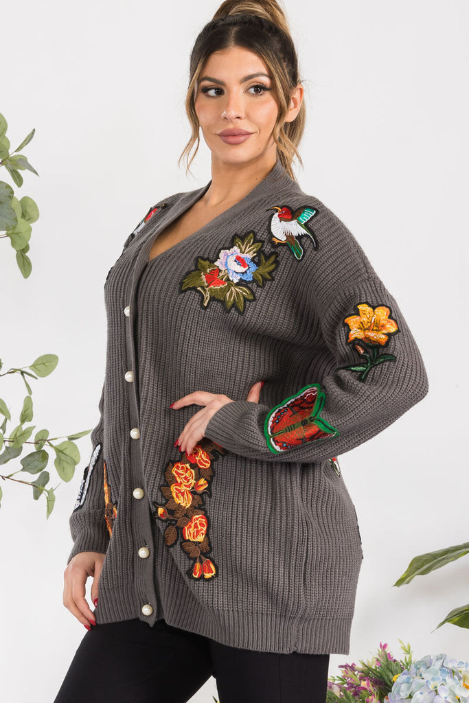 Pearl-Button Patch Knit Cardigan Relaxed V-Neck One-Size Cozy